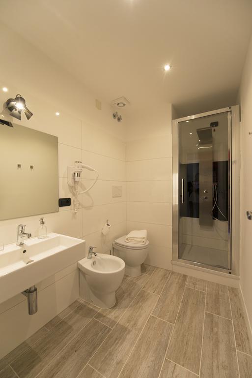 So&Leo Guest House Genoa Room photo